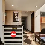 Super Oyo Flagship Hotel Sms