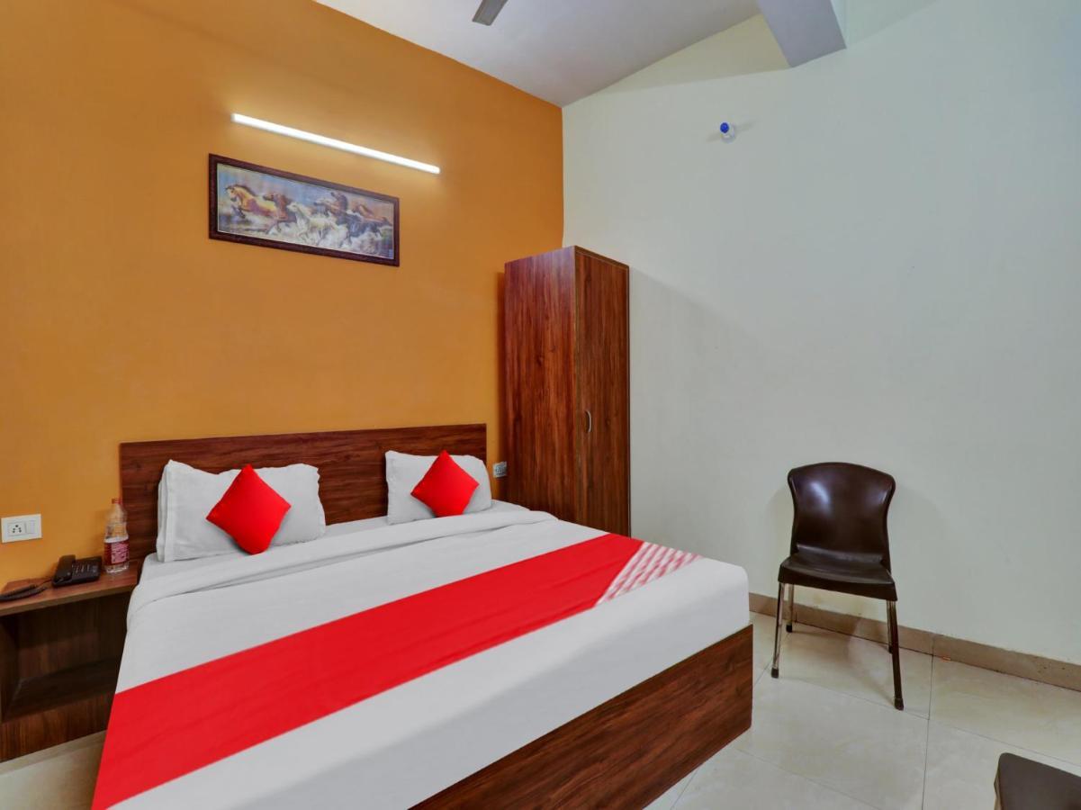 Hotel Oyo Flagship Sms 3*